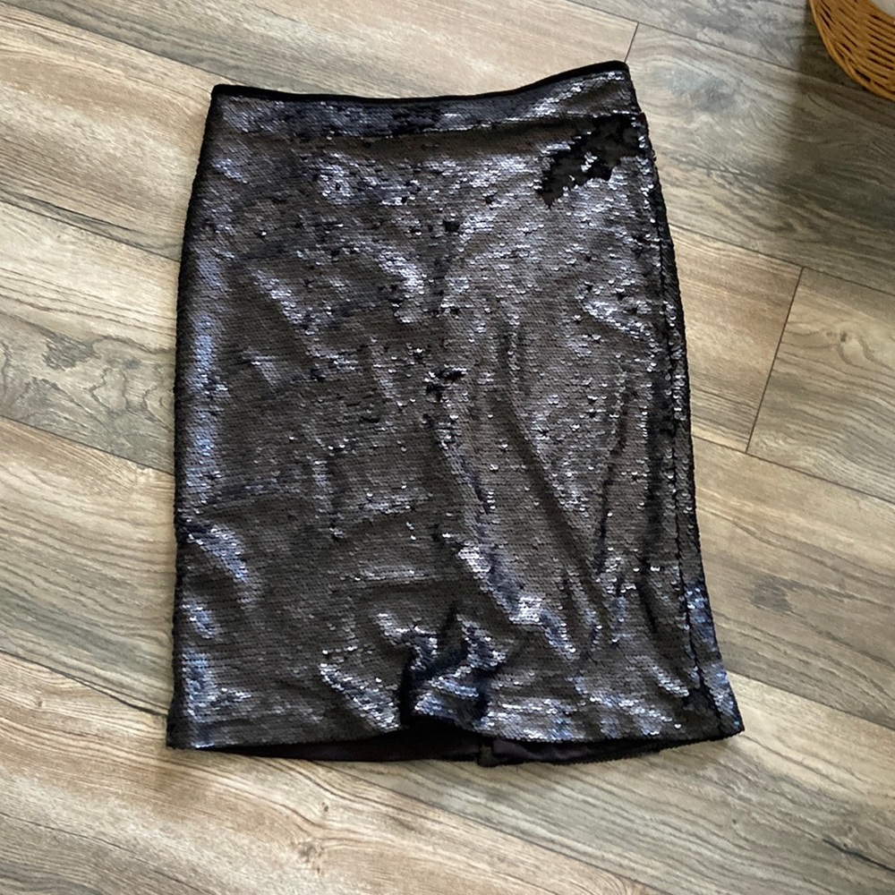Black sequins skirt